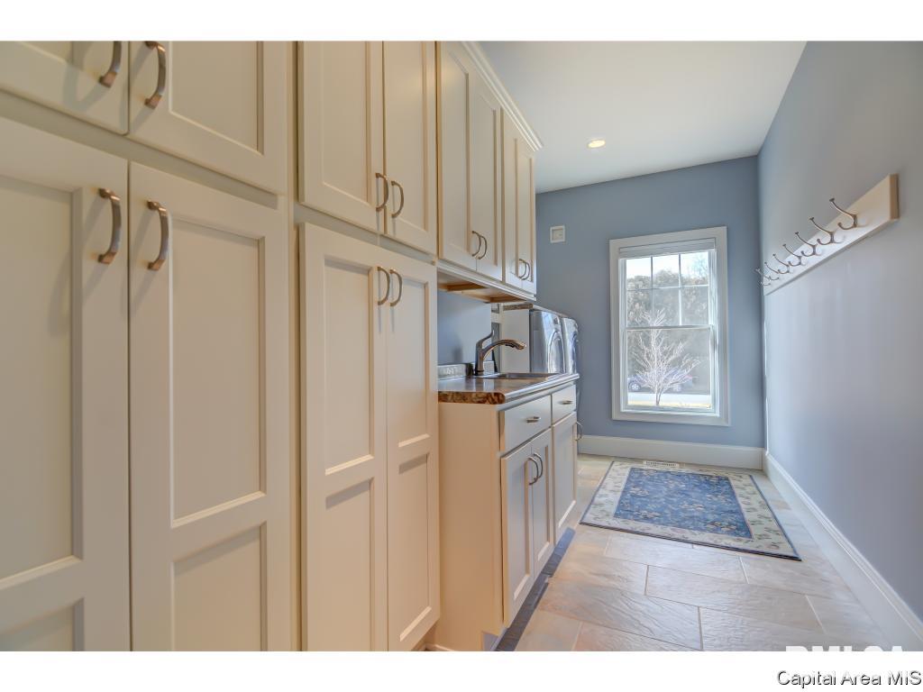 58 Oakmont Drive Springfield, IL 62704 - Photo 18 of 36