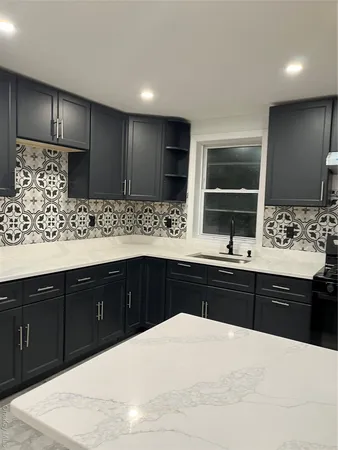 $3,300 | 39 Spruce Street, Unit 1, Yonkers, NY 10701