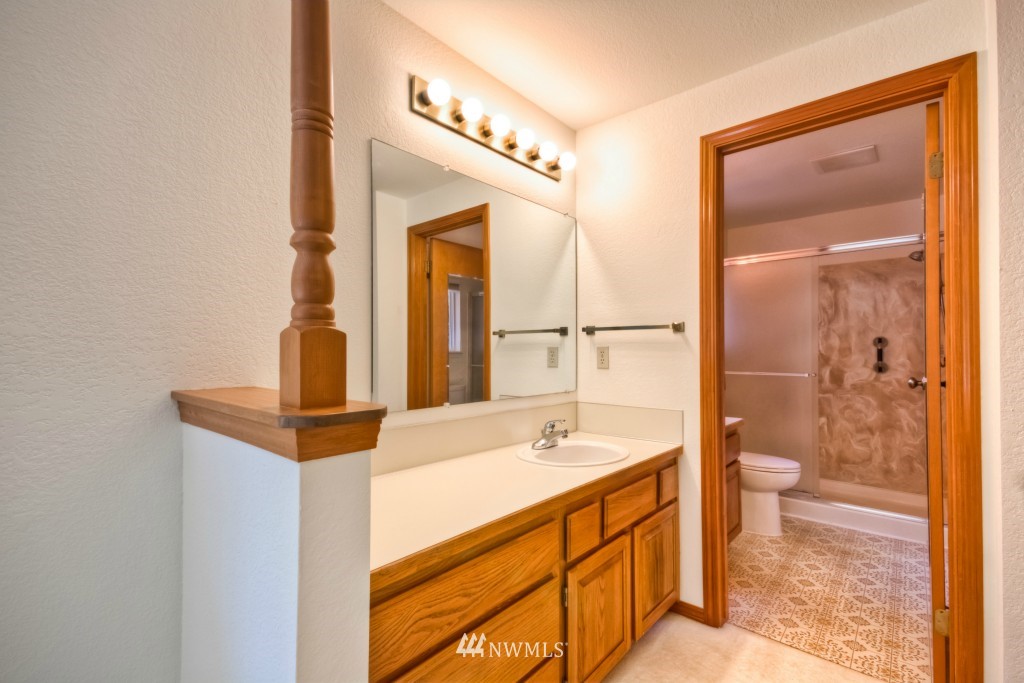 6200 137th Place Southwest Edmonds, WA 98026 - Photo 22 of 25 Gallery Image 22