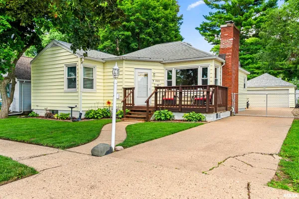 $130,000 | 1322 South 9th Street, Pekin, IL 61554