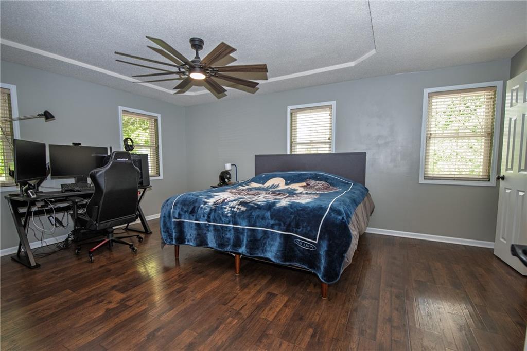 10505 South Munro Road Lone Jack, MO 64070 - Photo 21 of 40 Gallery Image 21