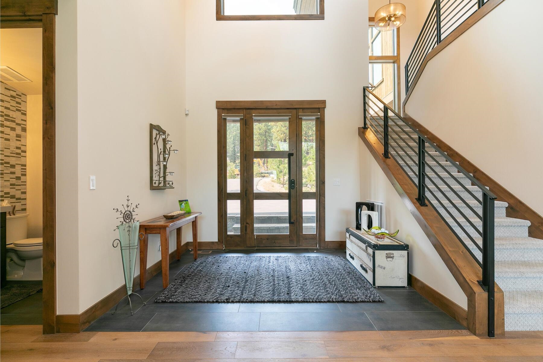 11431 Ghirard Road Truckee, CA 96161 - Photo 6 of 21