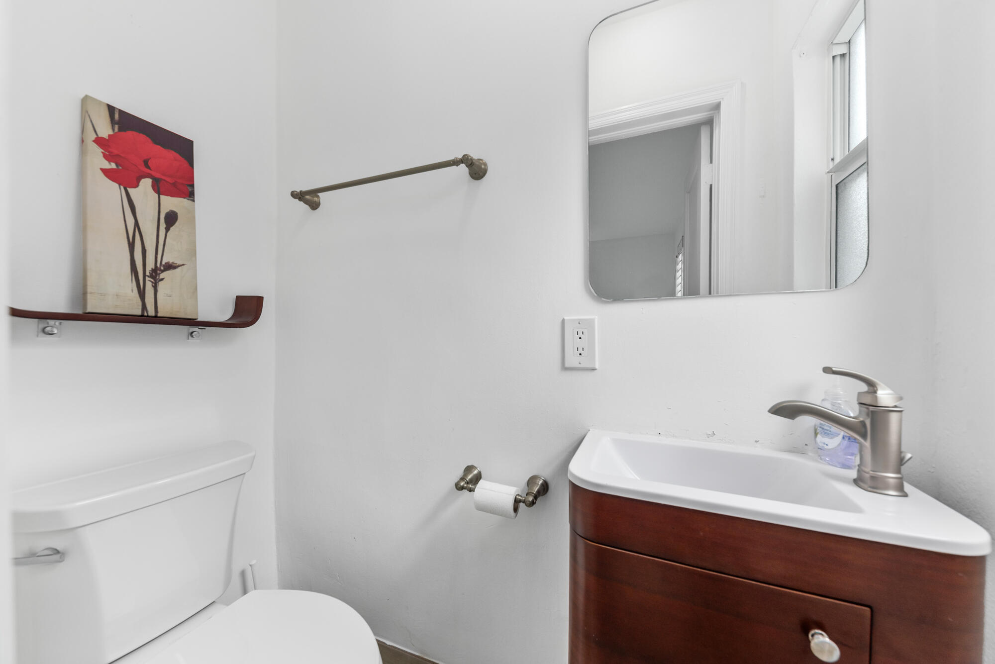 1140 Beach Road West Palm Beach, FL 33404 - Photo 17 of 35 1140 Beach Rd, Riviera Beach (29)