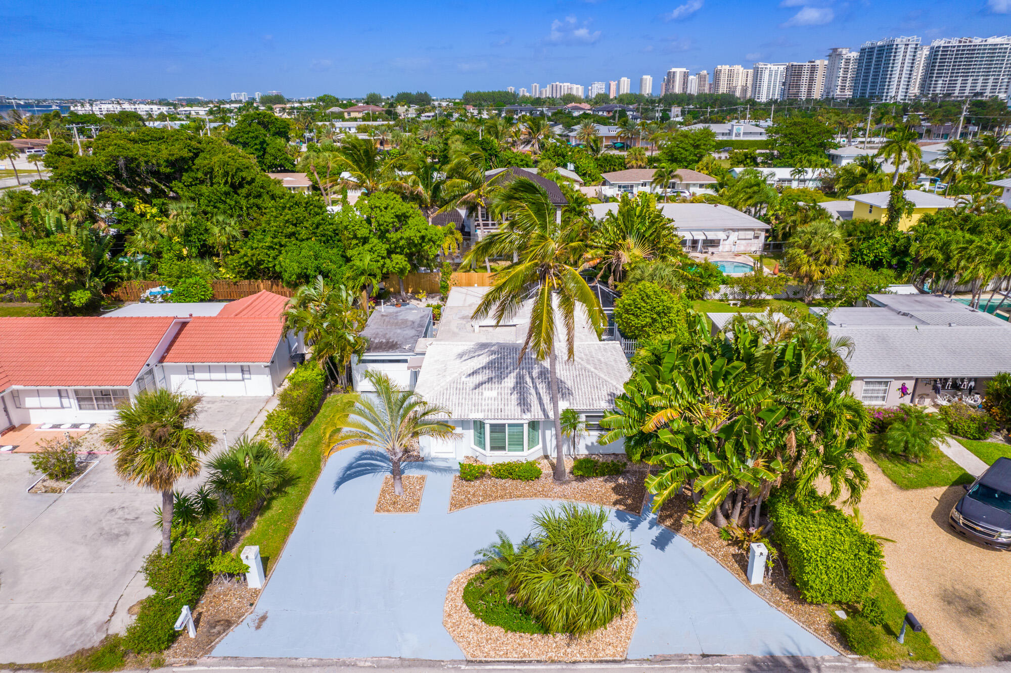 1140 Beach Road West Palm Beach, FL 33404 - Photo 20 of 35 1140 Beach Rd, Riviera Beach (2)