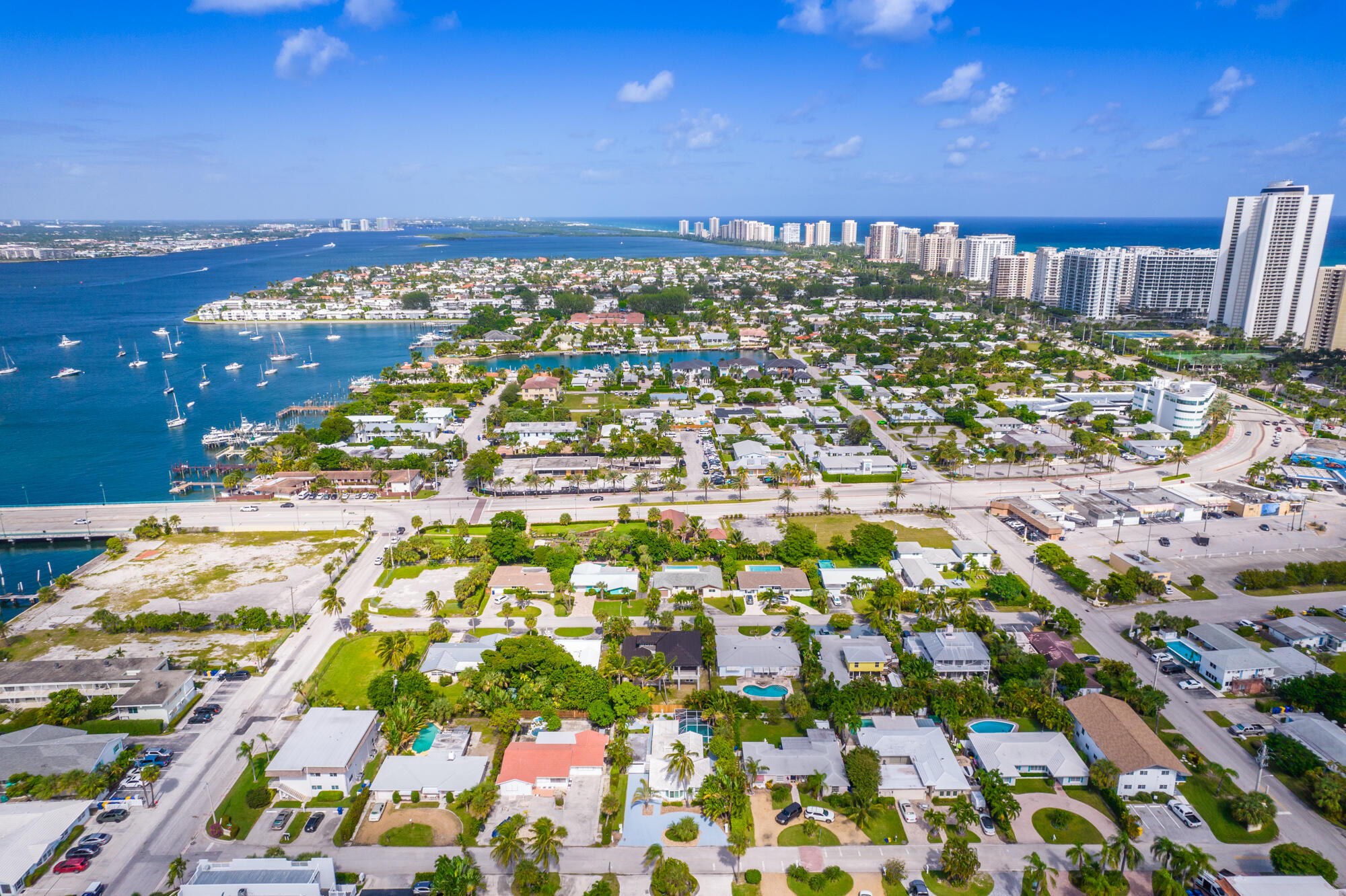 1140 Beach Road West Palm Beach, FL 33404 - Photo 21 of 35 1140 Beach Rd, Riviera Beach (6)