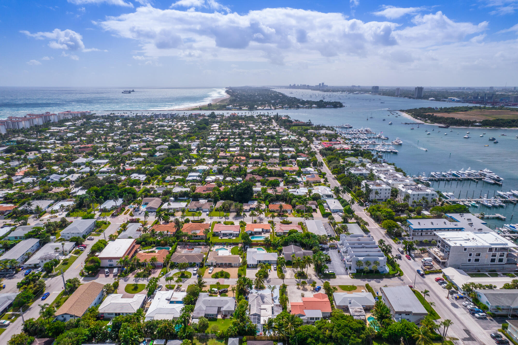 1140 Beach Road West Palm Beach, FL 33404 - Photo 27 of 35 1140 Beach Rd, Riviera Beach (8)