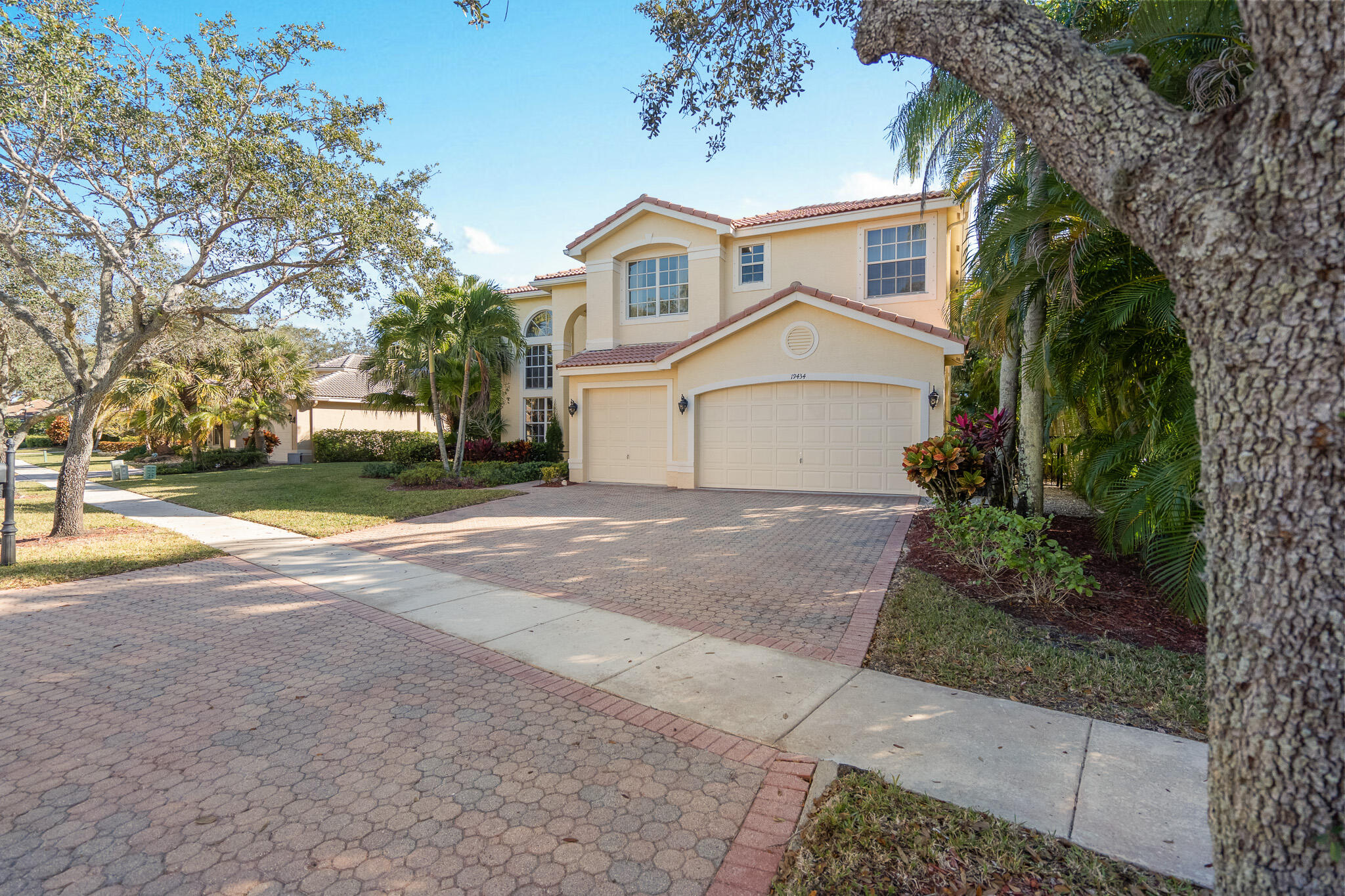 19434 Estuary Drive Boca Raton, FL 33498 - Photo 4 of 76 DSC00327
