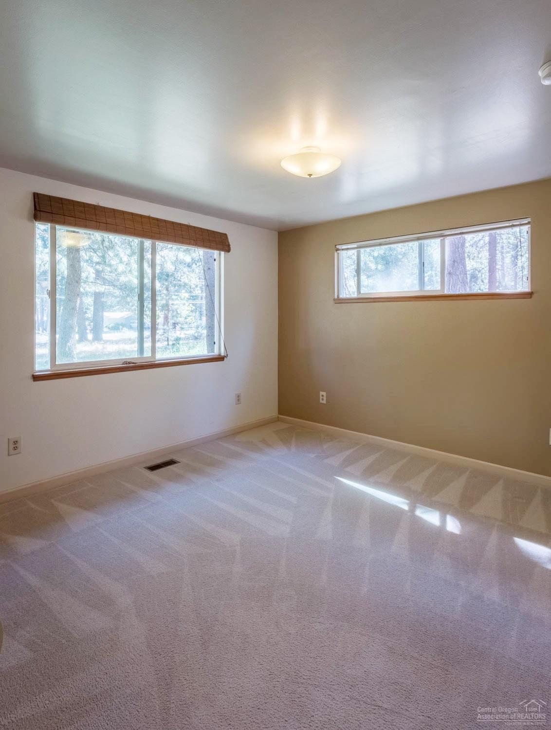 19143 Kiowa Road Bend, OR 97702 - Photo 12 of 25 Additional Photo
