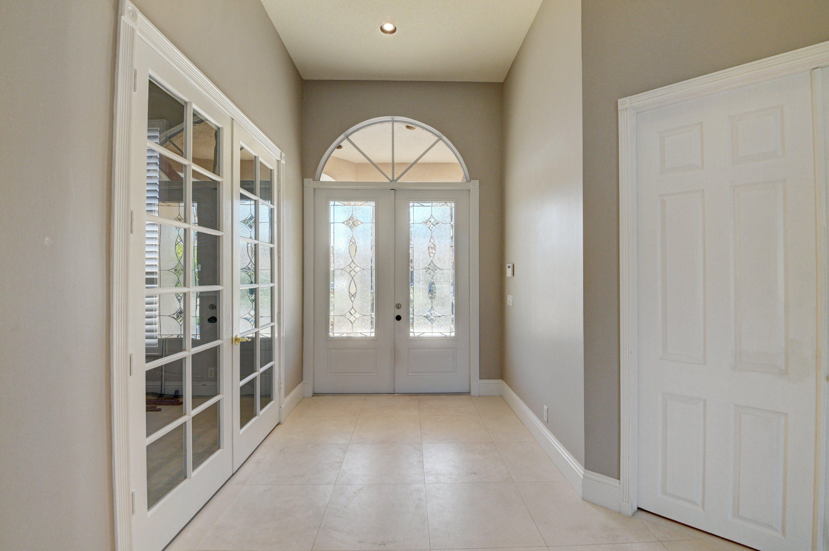 19239 Redberry Court Boca Raton, FL 33498 - Photo 4 of 74 DSC_5126_27_28_29_30