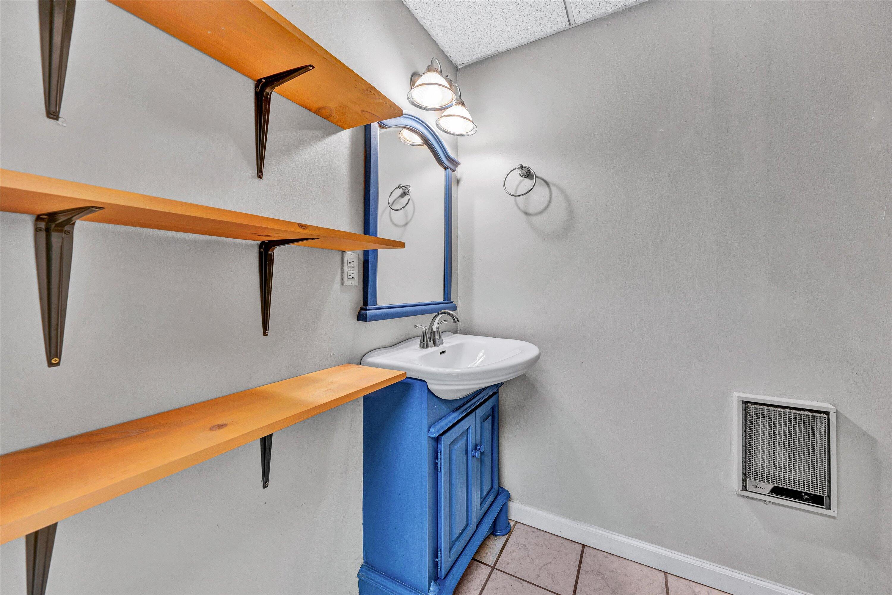 1703 Springfield Avenue Salem, VA 24153 - Photo 20 of 51 20-DSC00172