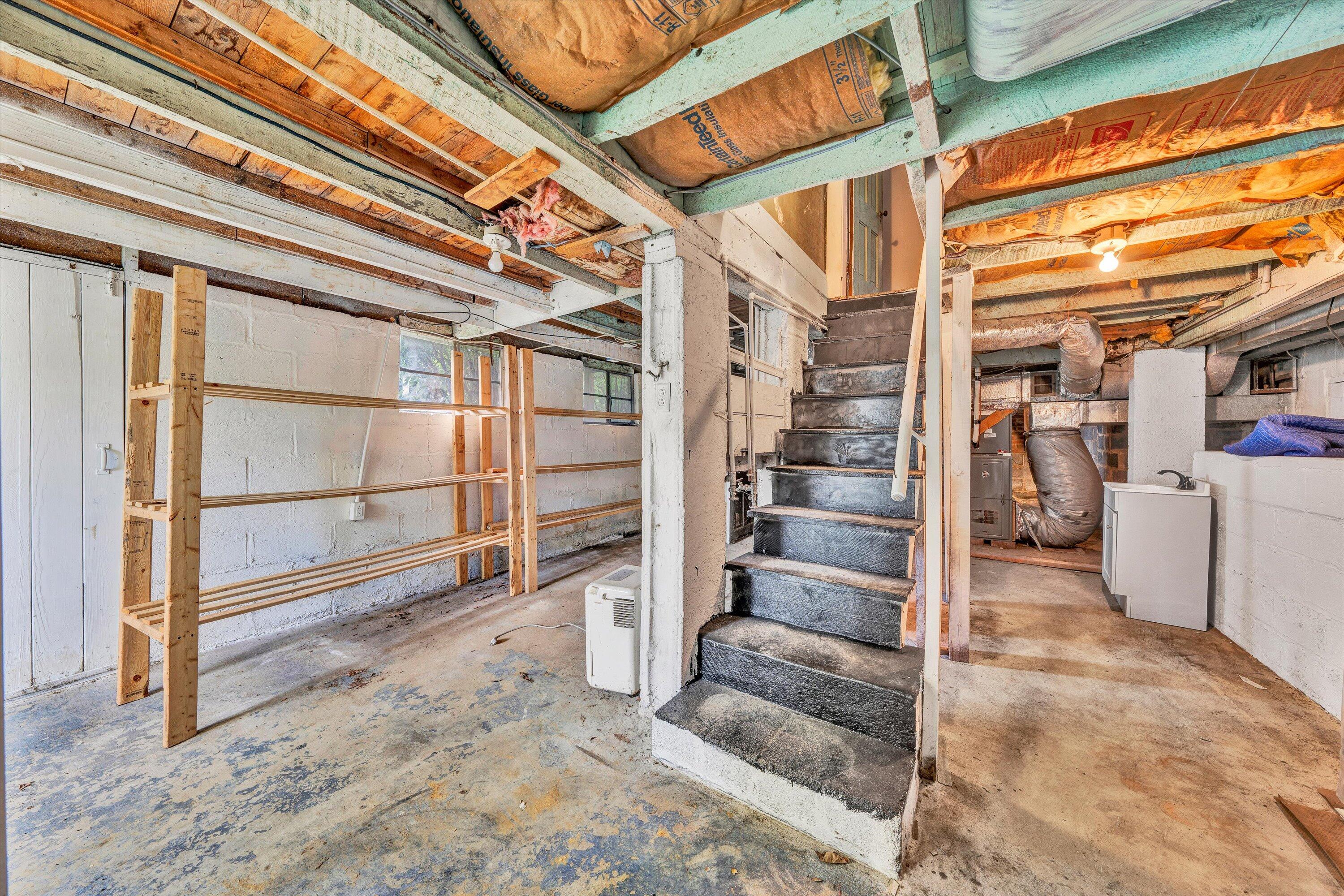 1703 Springfield Avenue Salem, VA 24153 - Photo 34 of 51 34-DSC00214