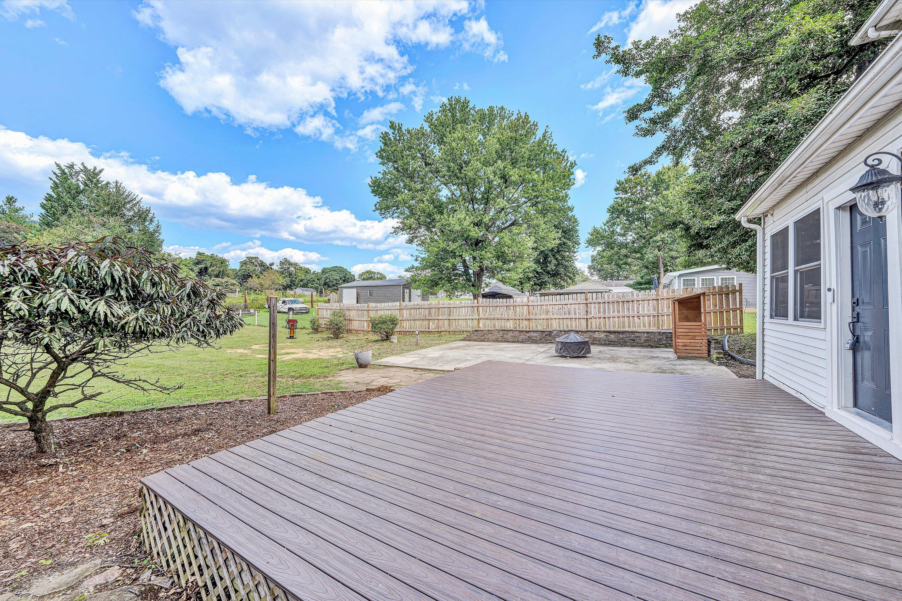 1703 Springfield Avenue Salem, VA 24153 - Photo 36 of 51 40-DSC00244