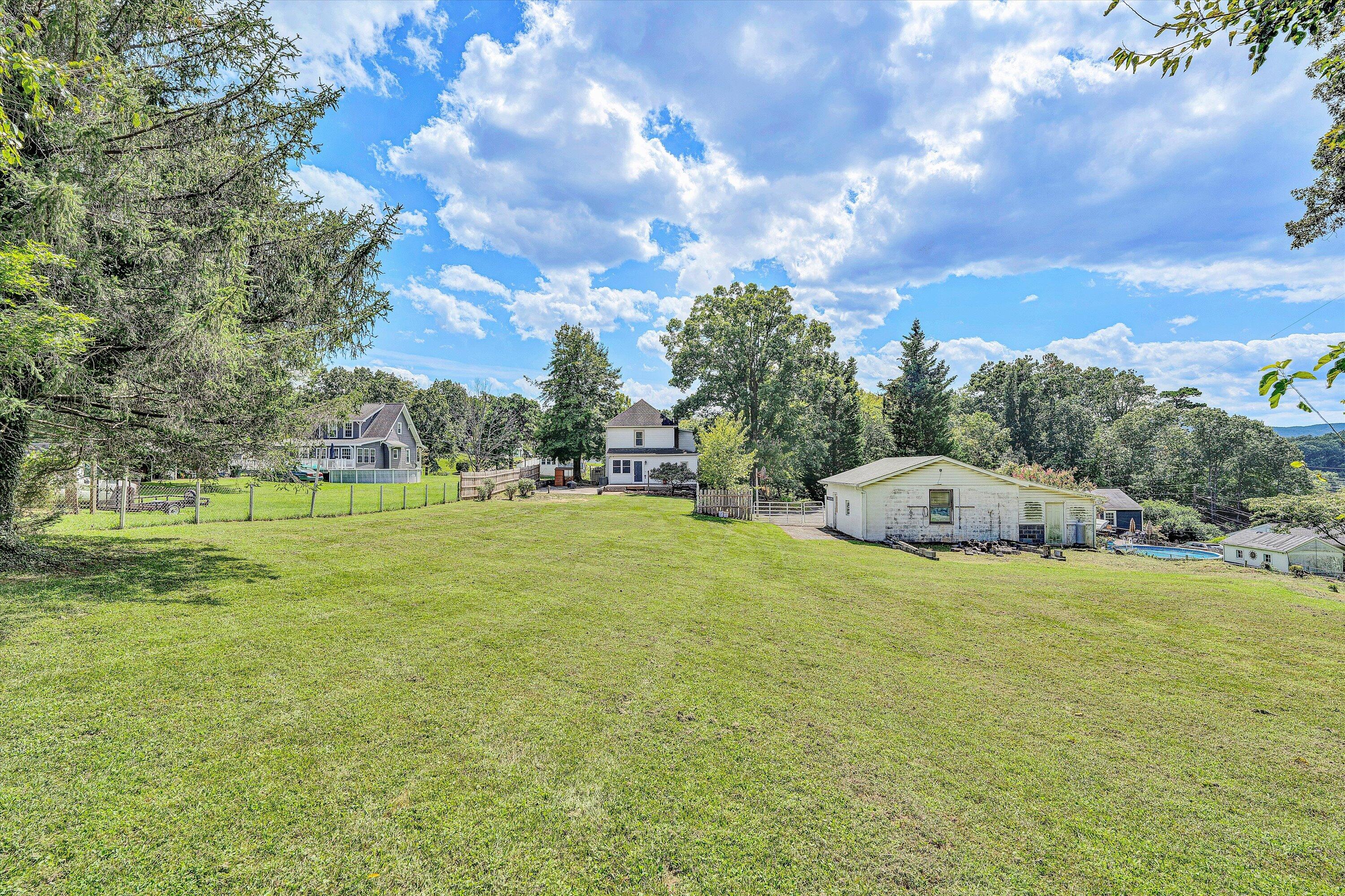1703 Springfield Avenue Salem, VA 24153 - Photo 42 of 51 46-DSC00262
