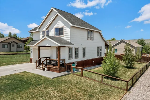 $765,000 | 342 Lake View Road, Hayden, CO 81639