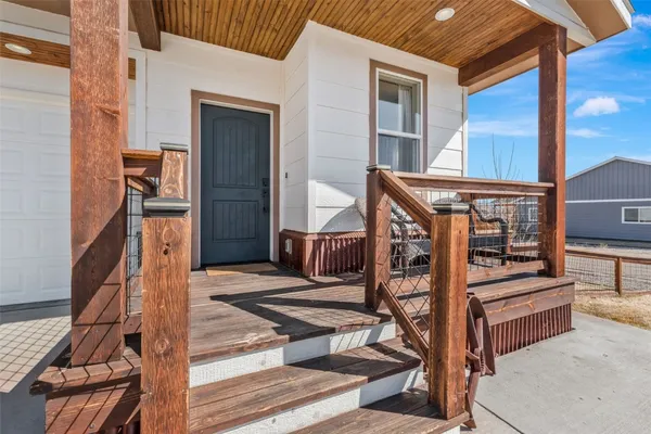 $745,000 | 342 Lake View Road, Hayden, CO 81639