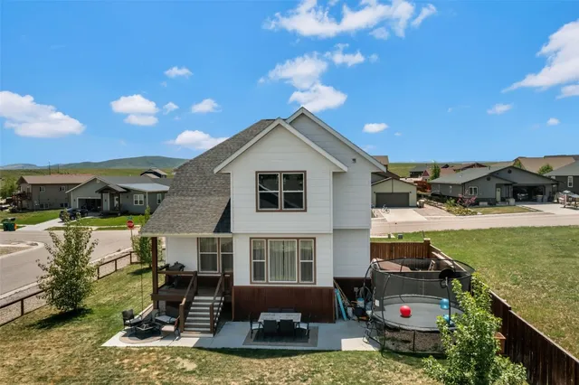 $765,000 | 342 Lake View Road, Hayden, CO 81639
