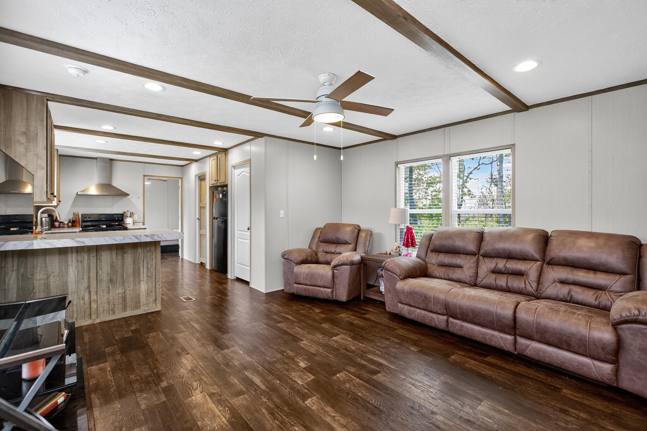 936 Dripping Springs Road Crab Orchard, KY 40419 - Photo 3 of 21 103