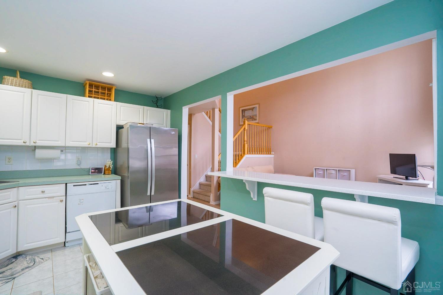 339 Hawthorne Road North Brunswick, NJ 08902 - Photo 12 of 37 Gallery Image 12