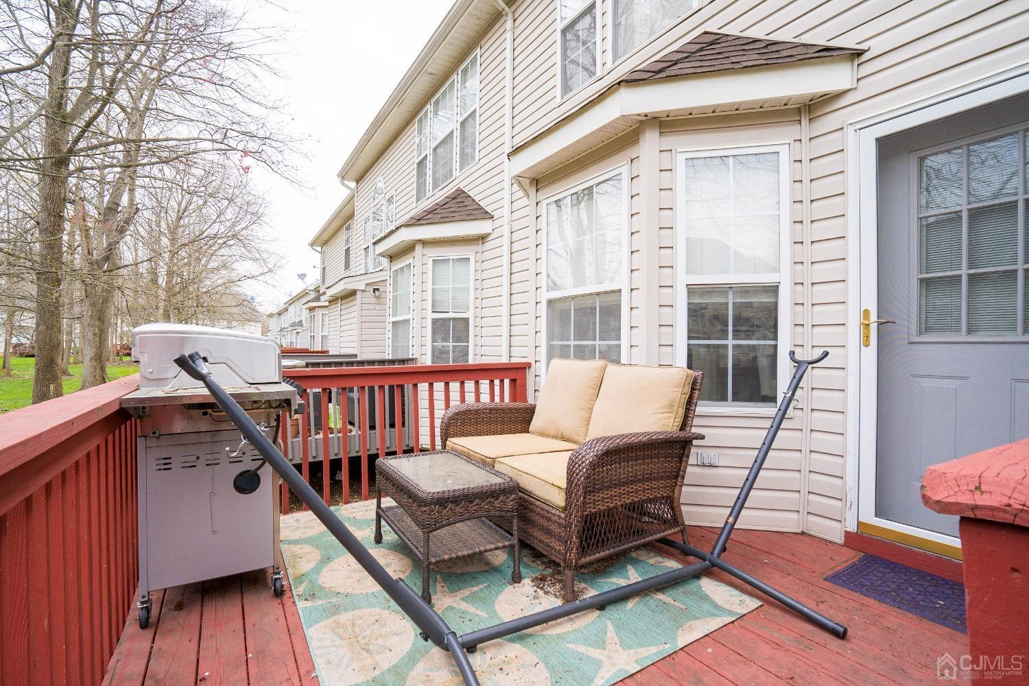 339 Hawthorne Road North Brunswick, NJ 08902 - Photo 27 of 37 Gallery Image 27