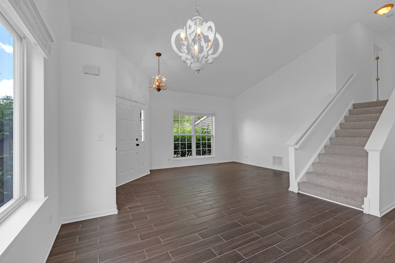 25880 Brooks Farm Road Round Lake, IL 60073 - Photo 3 of 36