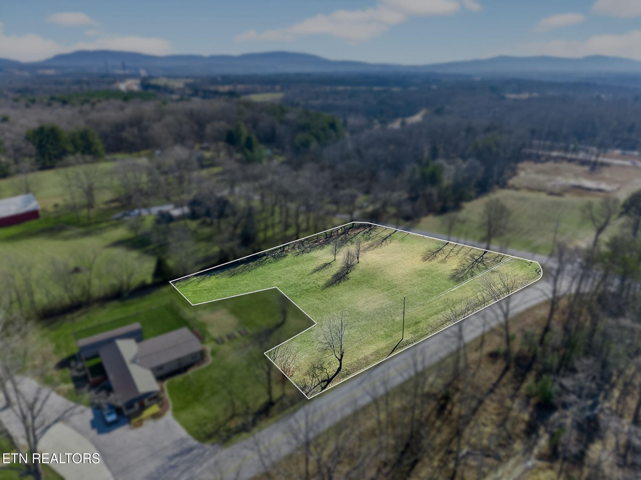 1 Chestnut Hill Road Crossville, TN 38571 - Photo 2 of 11 an aerial view of a backyard