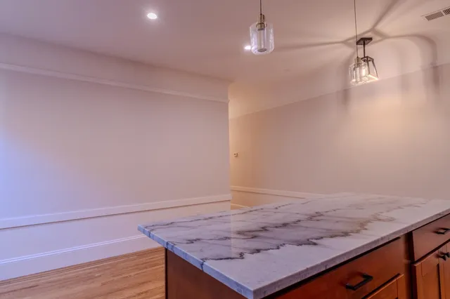 $5,400 | 2018 Oakdale Avenue, San Francisco, CA 94124