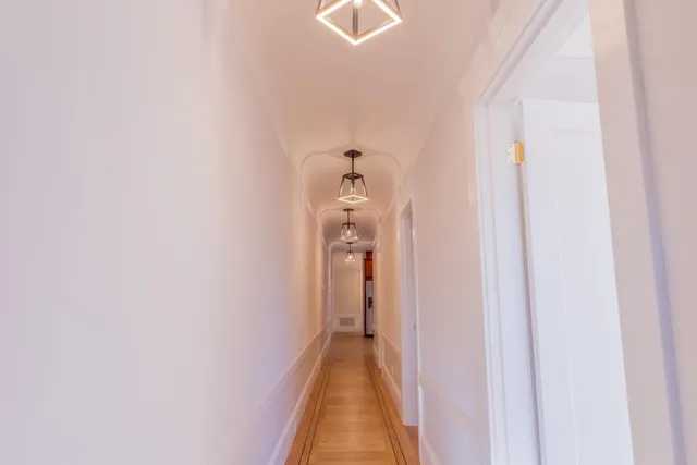 $5,400 | 2018 Oakdale Avenue, San Francisco, CA 94124