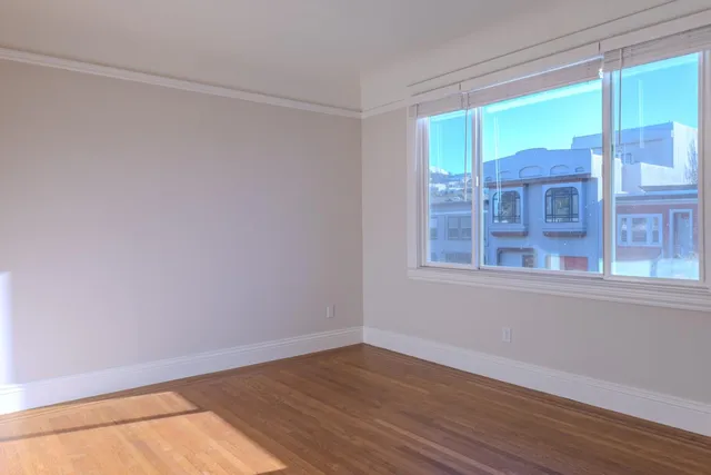 $5,400 | 2018 Oakdale Avenue, San Francisco, CA 94124