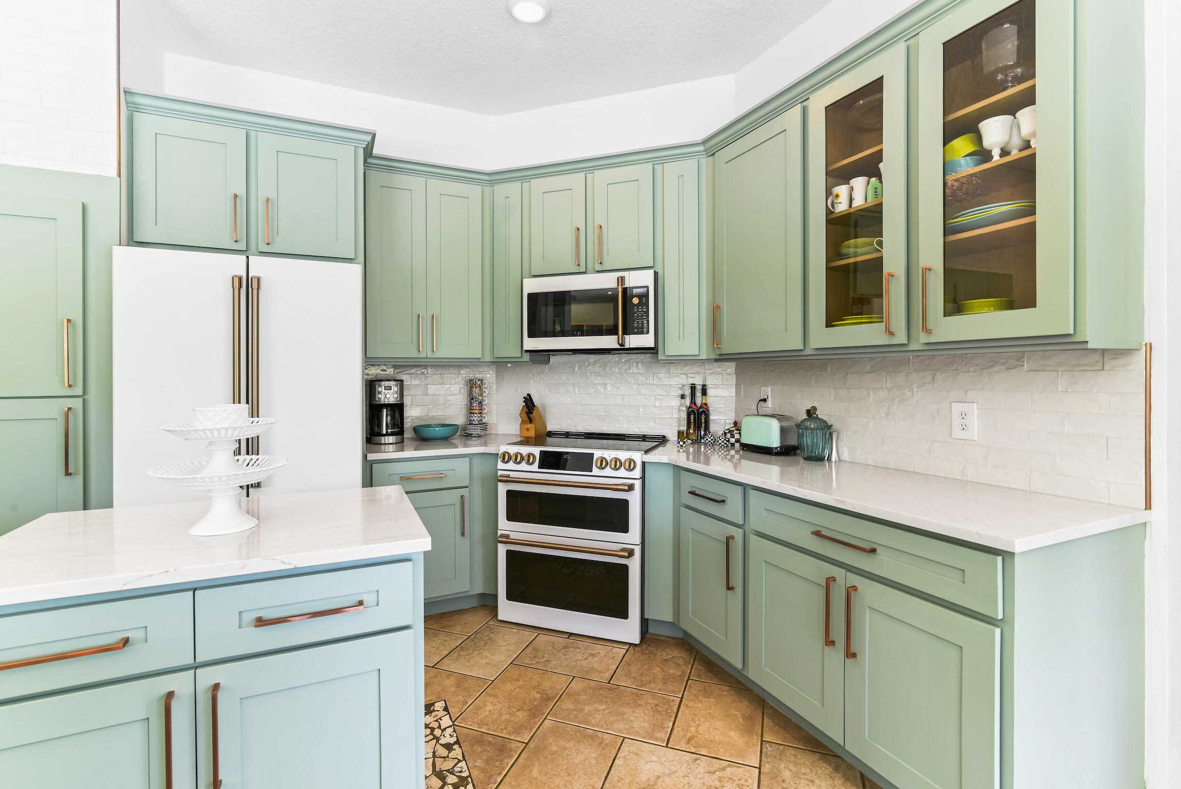 310 Southwest 16th Street Boca Raton, FL 33432 - Photo 13 of 46 BocaRatonStudio 122