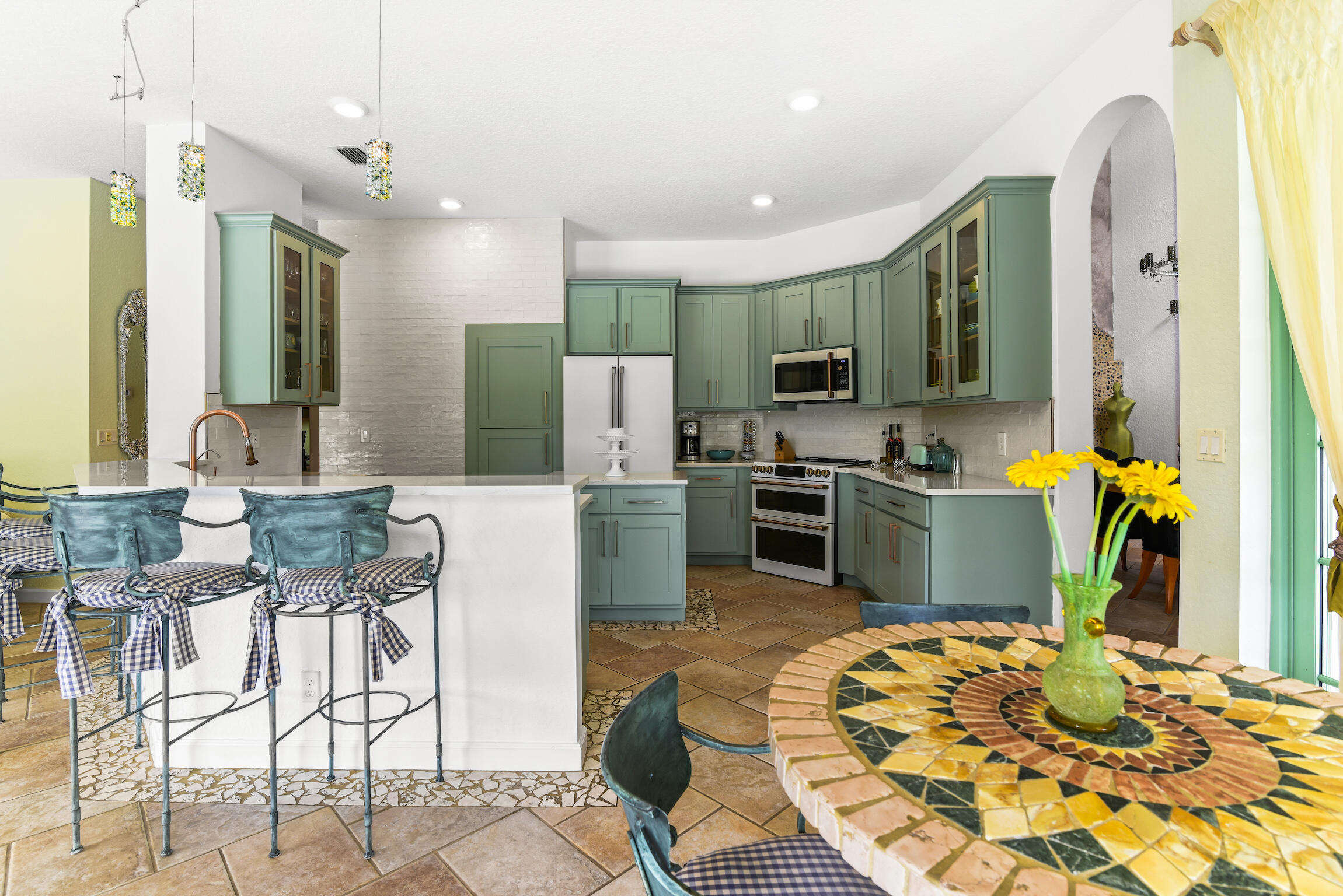 310 Southwest 16th Street Boca Raton, FL 33432 - Photo 20 of 46 BocaRatonStudio 128