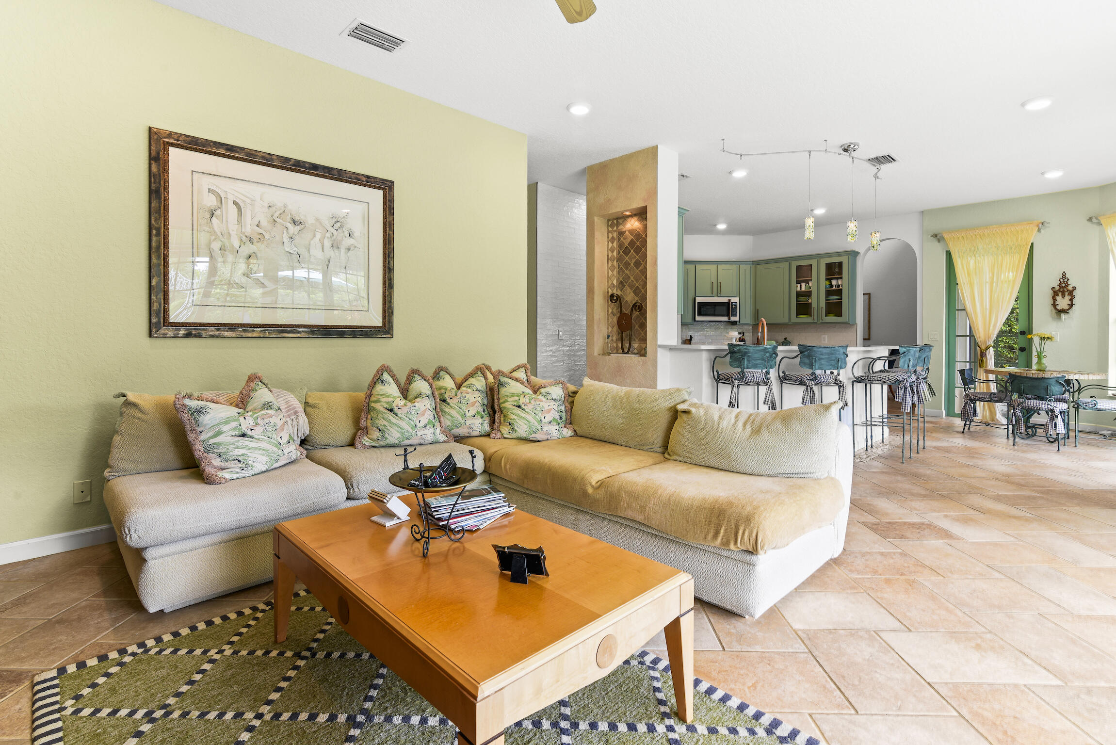 310 Southwest 16th Street Boca Raton, FL 33432 - Photo 25 of 46 BocaRatonStudio 135
