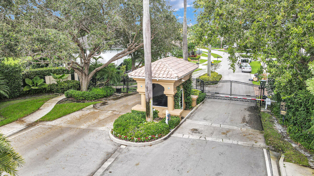 310 Southwest 16th Street Boca Raton, FL 33432 - Photo 45 of 46 .