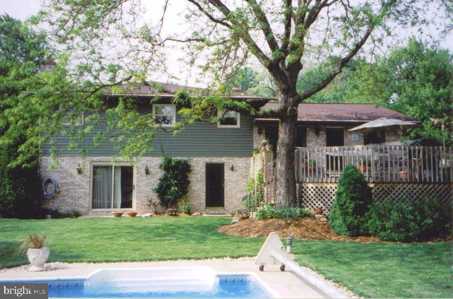 314 Old Delp Road Lancaster, PA 17601 - Photo 2 of 12 Gallery Image 2