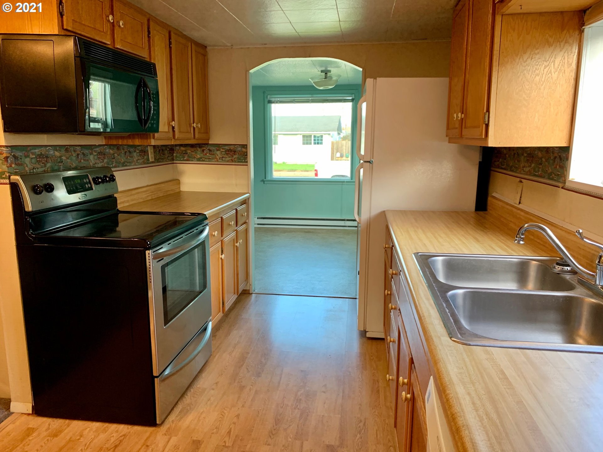 530 North 34th Street Springfield, OR 97478 - Photo 8 of 17 Gallery Image 8