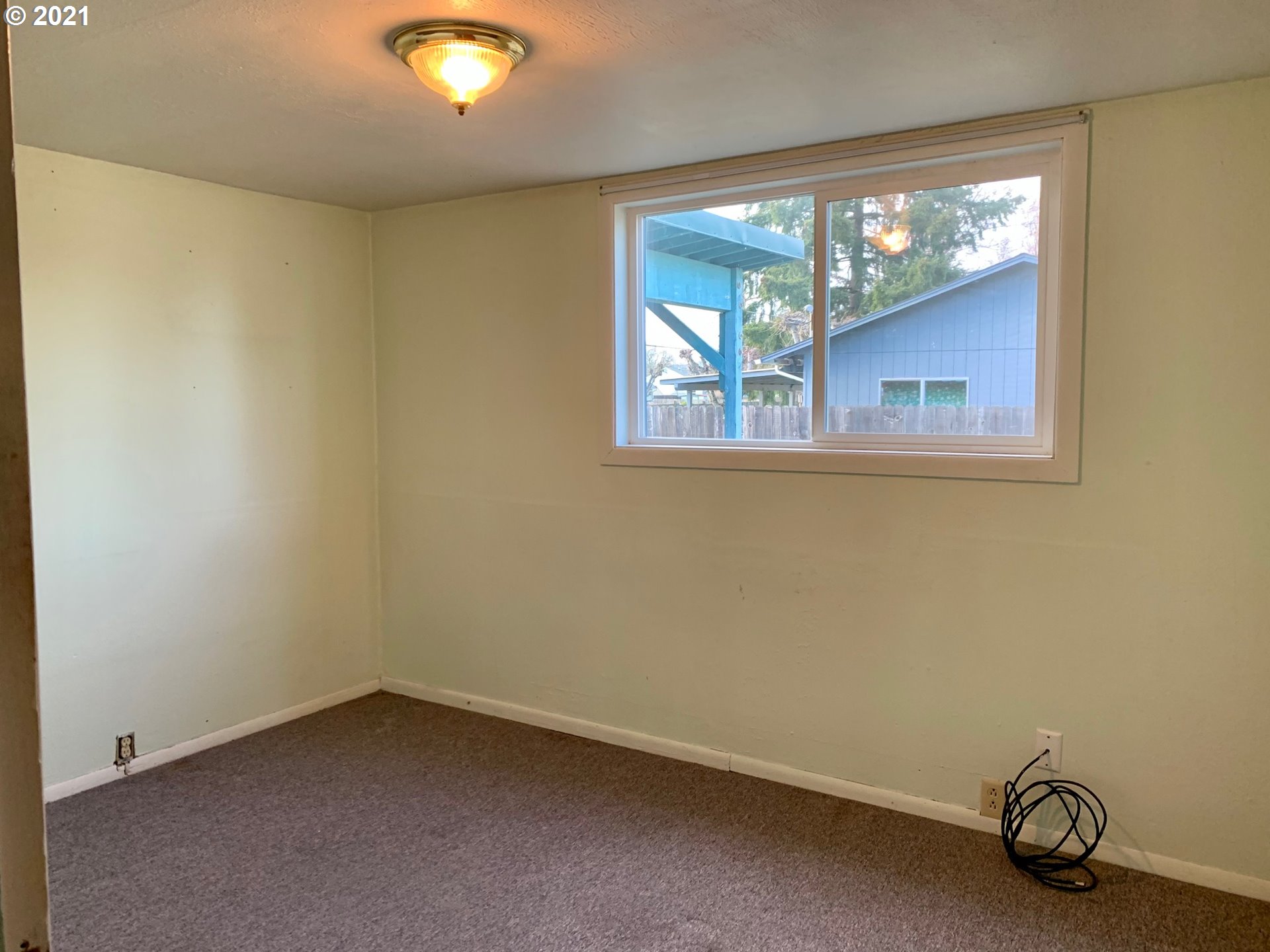 530 North 34th Street Springfield, OR 97478 - Photo 9 of 17 Gallery Image 9