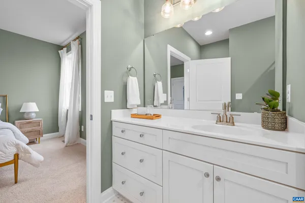 $784,900 | 2 East Corsham Street, Crozet, VA 22932