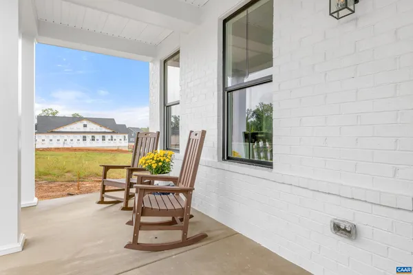 $784,900 | 2 East Corsham Street, Crozet, VA 22932