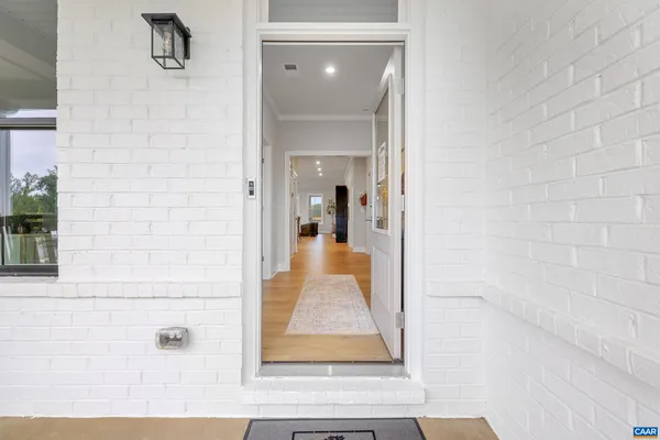 $784,900 | 2 East Corsham Street, Crozet, VA 22932