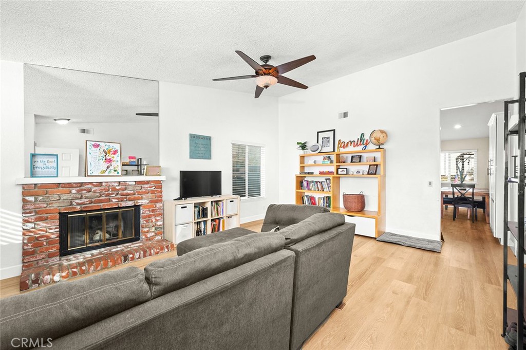 7297 Meadowlark Place Rancho Cucamonga, CA 91701 - Photo 4 of 40