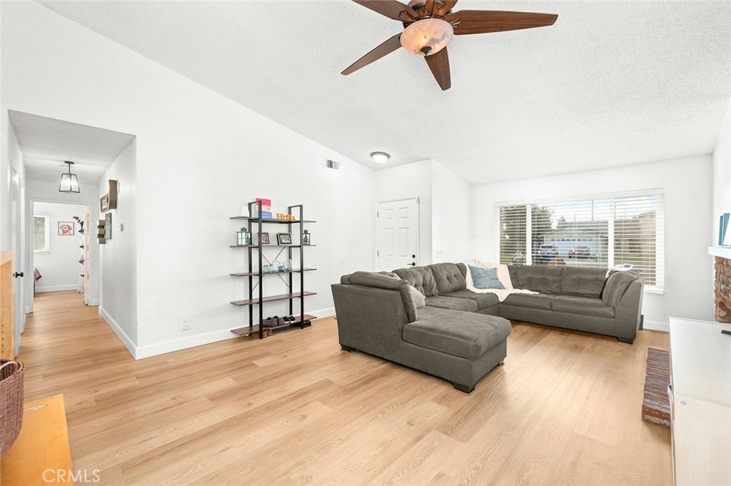 7297 Meadowlark Place Rancho Cucamonga, CA 91701 - Photo 6 of 40