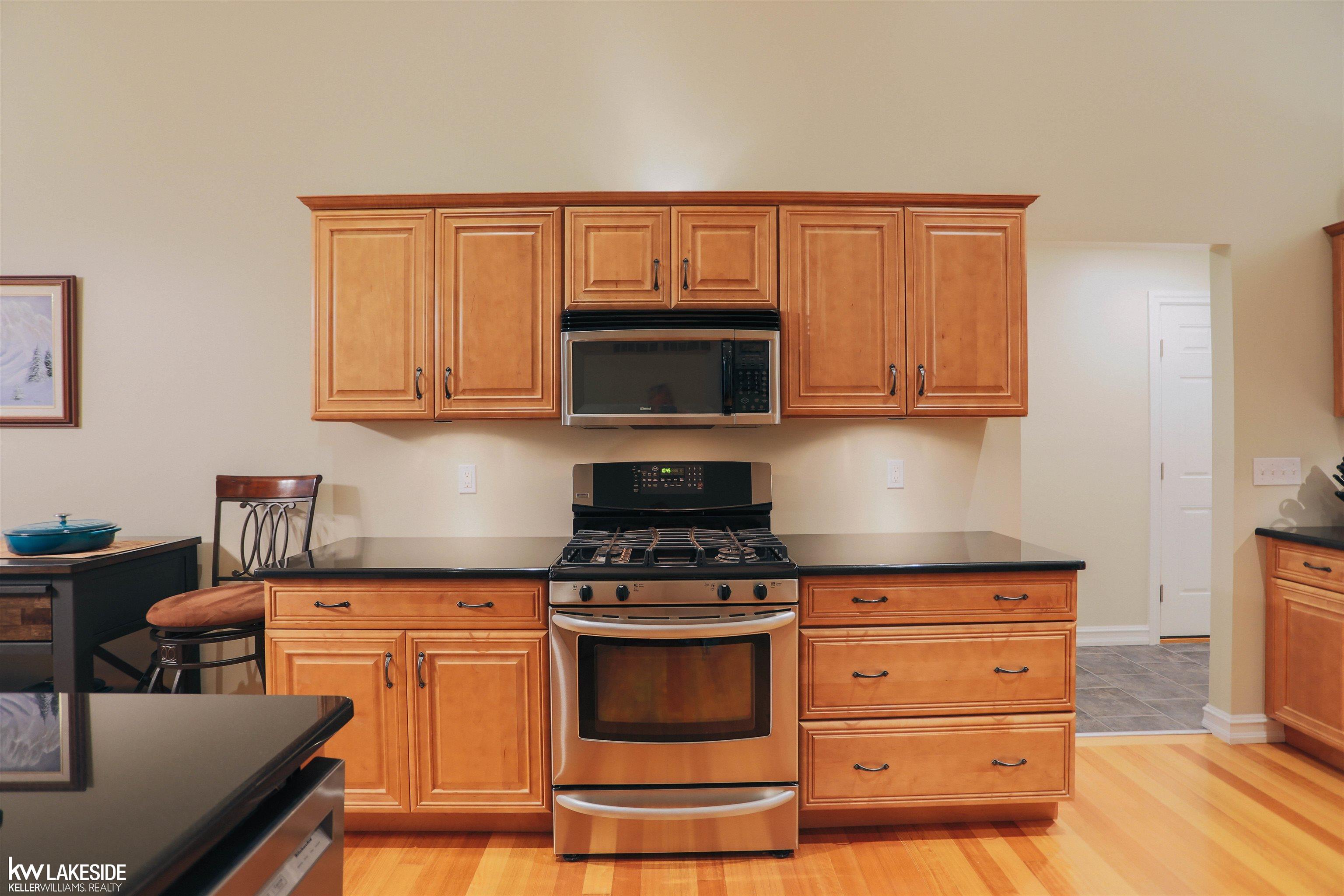 66400 Hartway Road Ray, MI 48096 - Photo 17 of 39 50090442-16.JPG