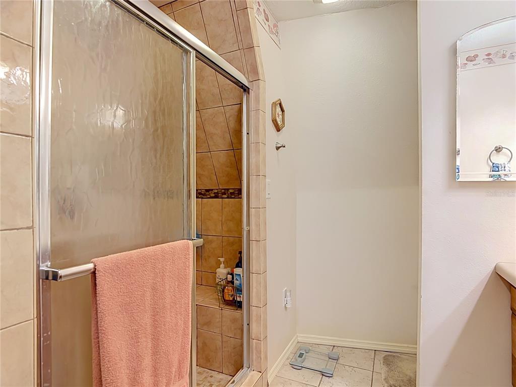 2320 Bogaert Road Seffner, FL 33584 - Photo 11 of 69 Gallery Image 11