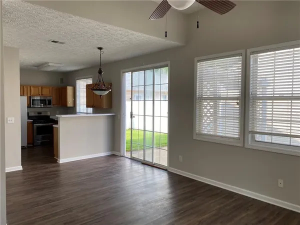 $2,200 | 736 Bedford Court, Woodstock, GA 30188