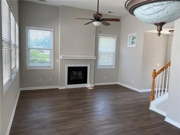 $2,200 | 736 Bedford Court, Woodstock, GA 30188