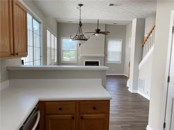 $2,200 | 736 Bedford Court, Woodstock, GA 30188