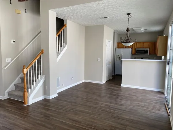 $2,200 | 736 Bedford Court, Woodstock, GA 30188