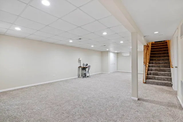 $4,500 | 438 South Wright Street, Naperville, IL 60540