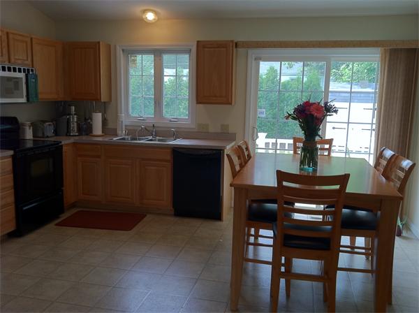 1174 Parker Street Springfield, MA 01129 - Photo 4 of 8 Gallery Image 4