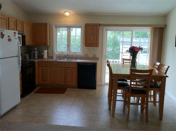 1174 Parker Street Springfield, MA 01129 - Photo 5 of 8 Gallery Image 5