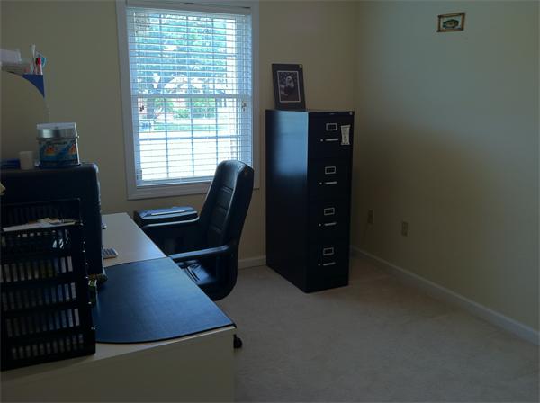 1174 Parker Street Springfield, MA 01129 - Photo 8 of 8 Gallery Image 8